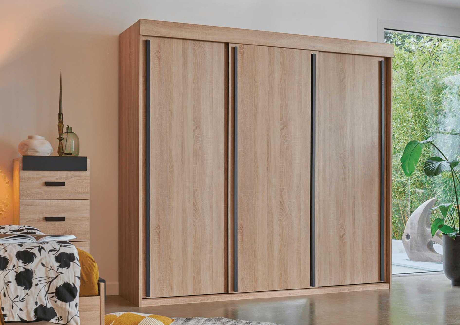 First - Armoire 3 portes coulissantes